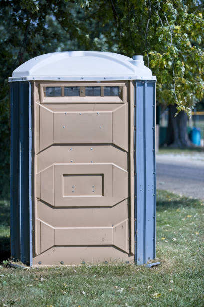 Affordable portable toilet rental in Randolph, NE